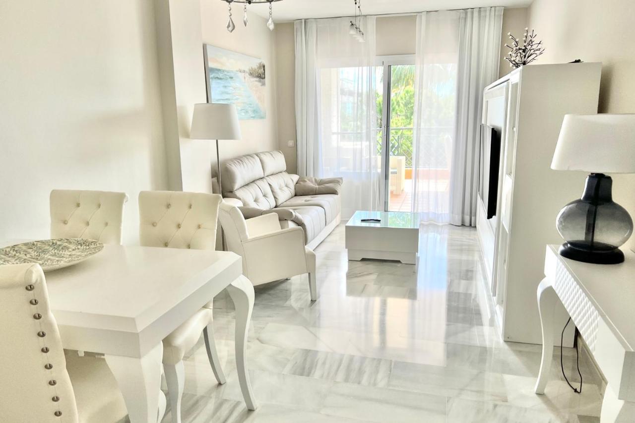 Mi Capricho Beachfront- 9E Apartment With Sea Views - Costa Del Sol Sitio de Calahonda 外观 照片
